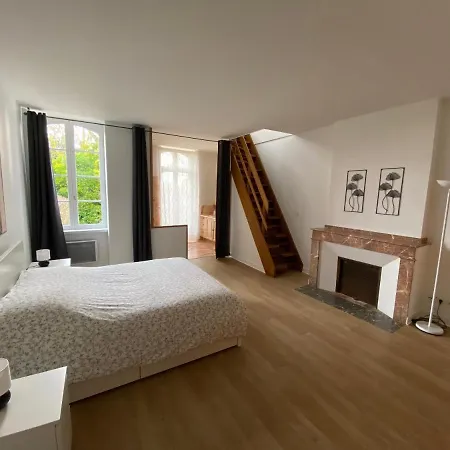 La Tarabelloise Nyaraló